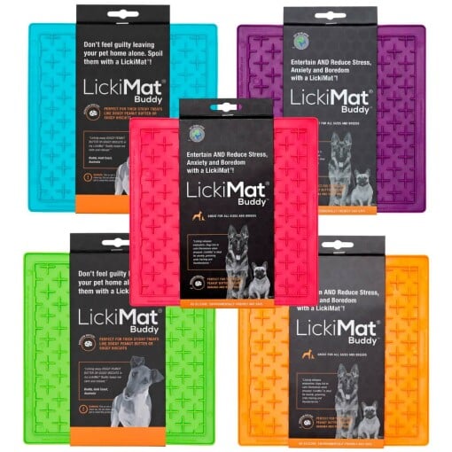 LickiMat Buddy aktivointimatto viisi eri värivaihtoehtoa myyntipakkaukset.
